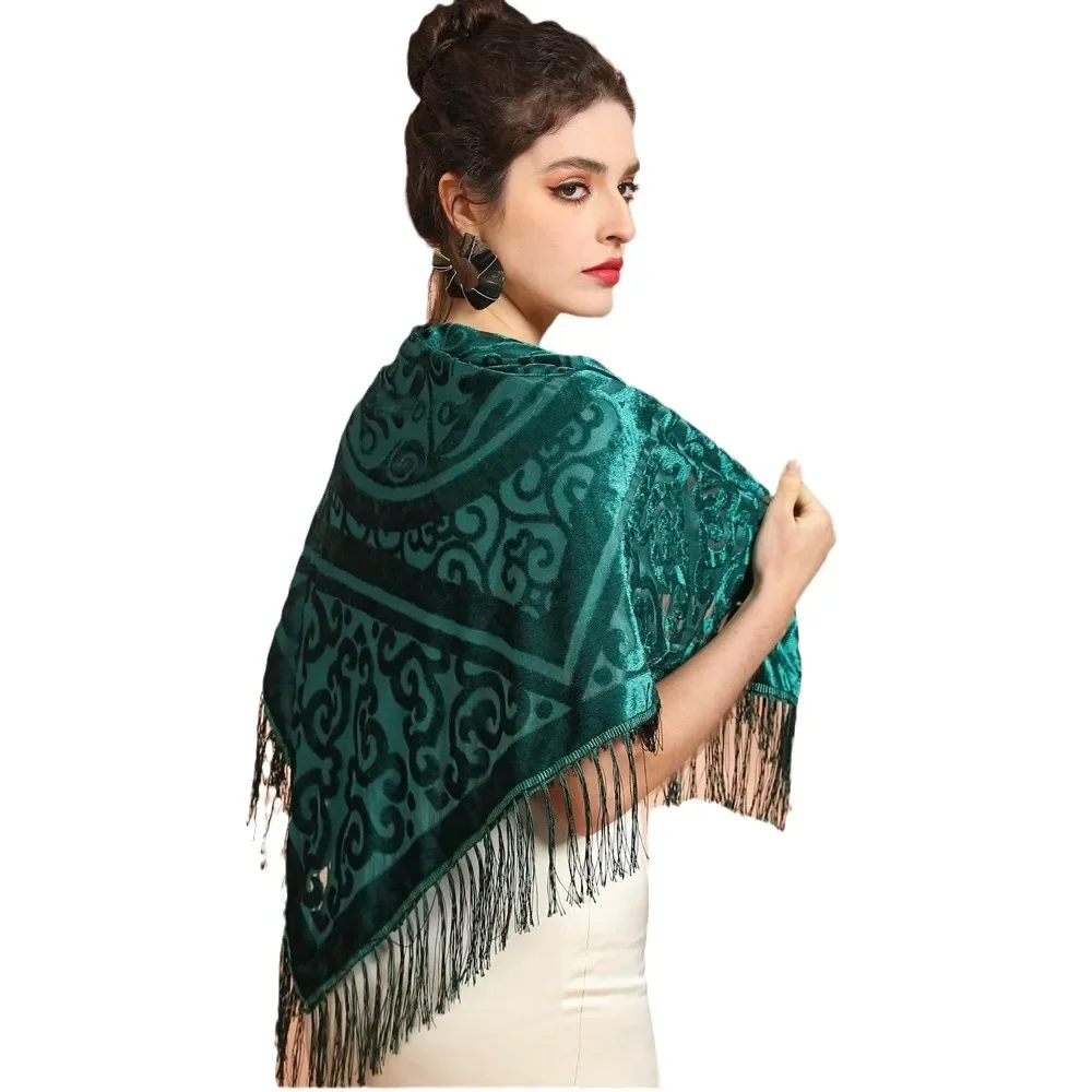 Cashmere Scarf - AW25 Aksamitna żakardowa chusta z frędzlami