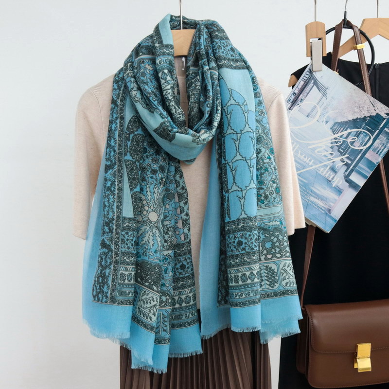 Długie szaliki z frędzlami Luk – Cashmere Scarf recenzja i cena
