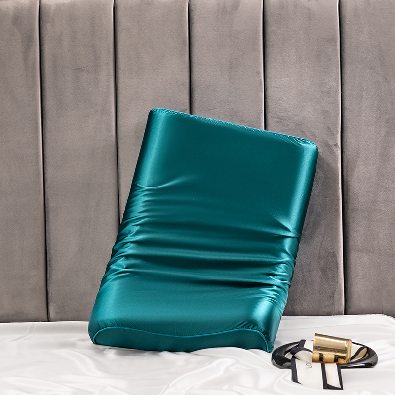 Satynowa poszewka na poduszkę  – Silk Pillowcase recenzja i cena