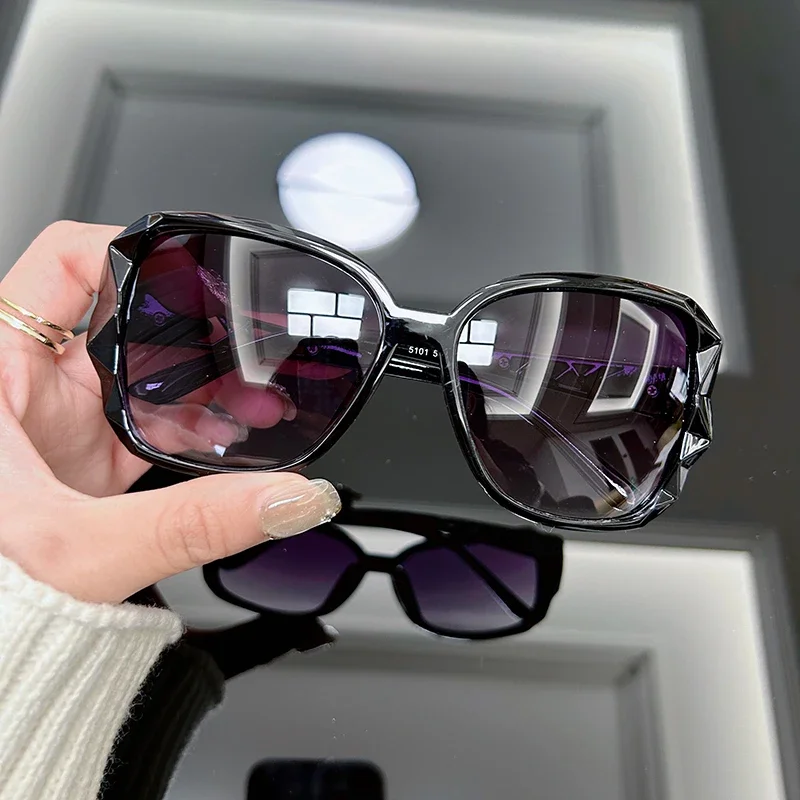 Damskie okulary przeciwsłonecz – Designer Sunglasses recenzja i cena