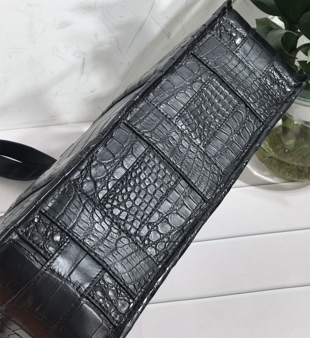 Nowa torba na laptopa ze skóry – Leather Briefcase recenzja i cena