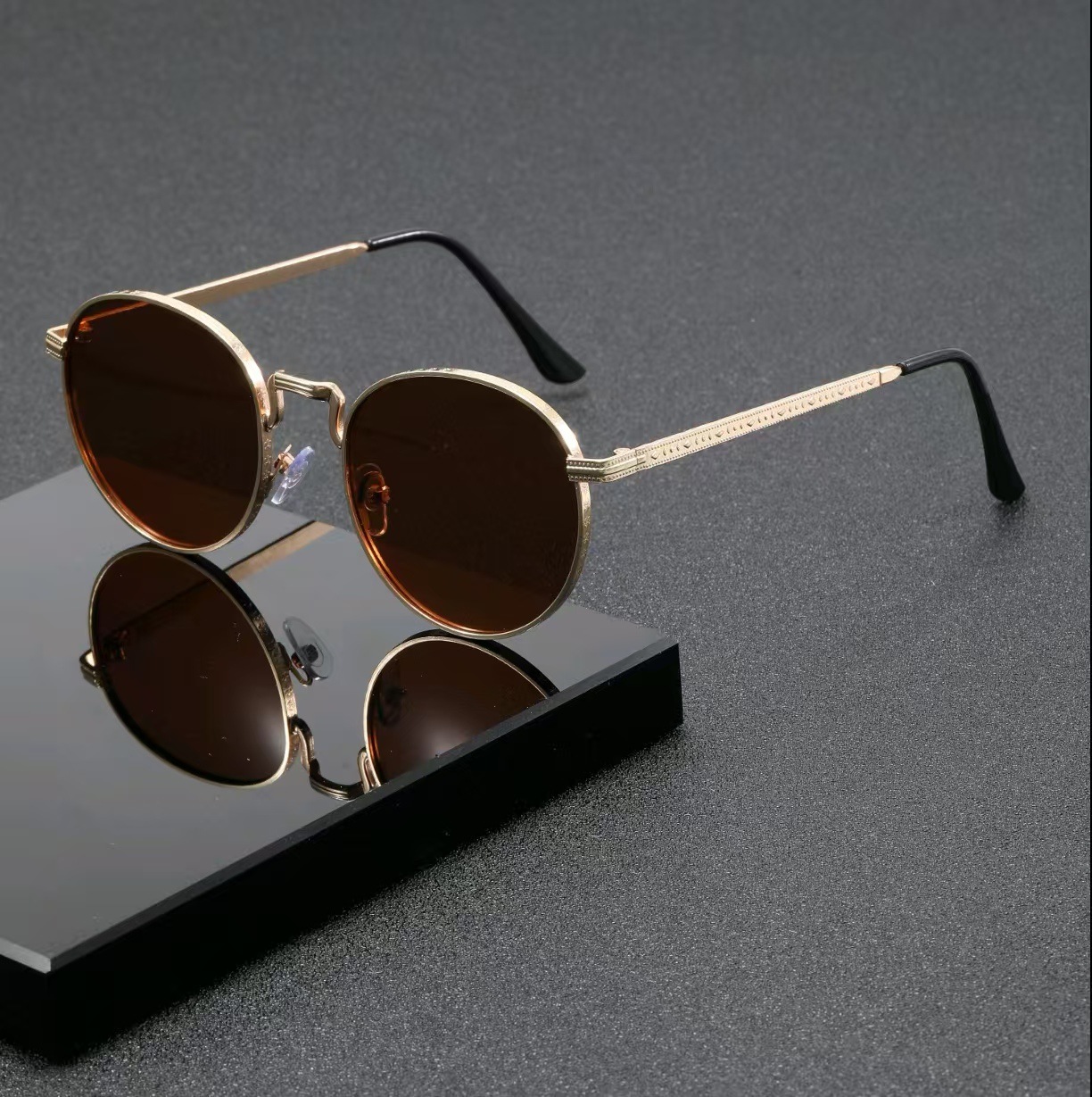 Klasyczne okrągłe okulary prze – Designer Sunglasses recenzja i cena